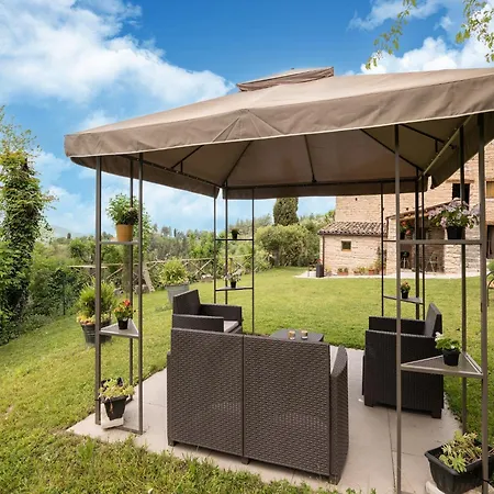 Сasa de vacaciones Belvilla By Oyo Lovely Holday With Garden Acqualagna